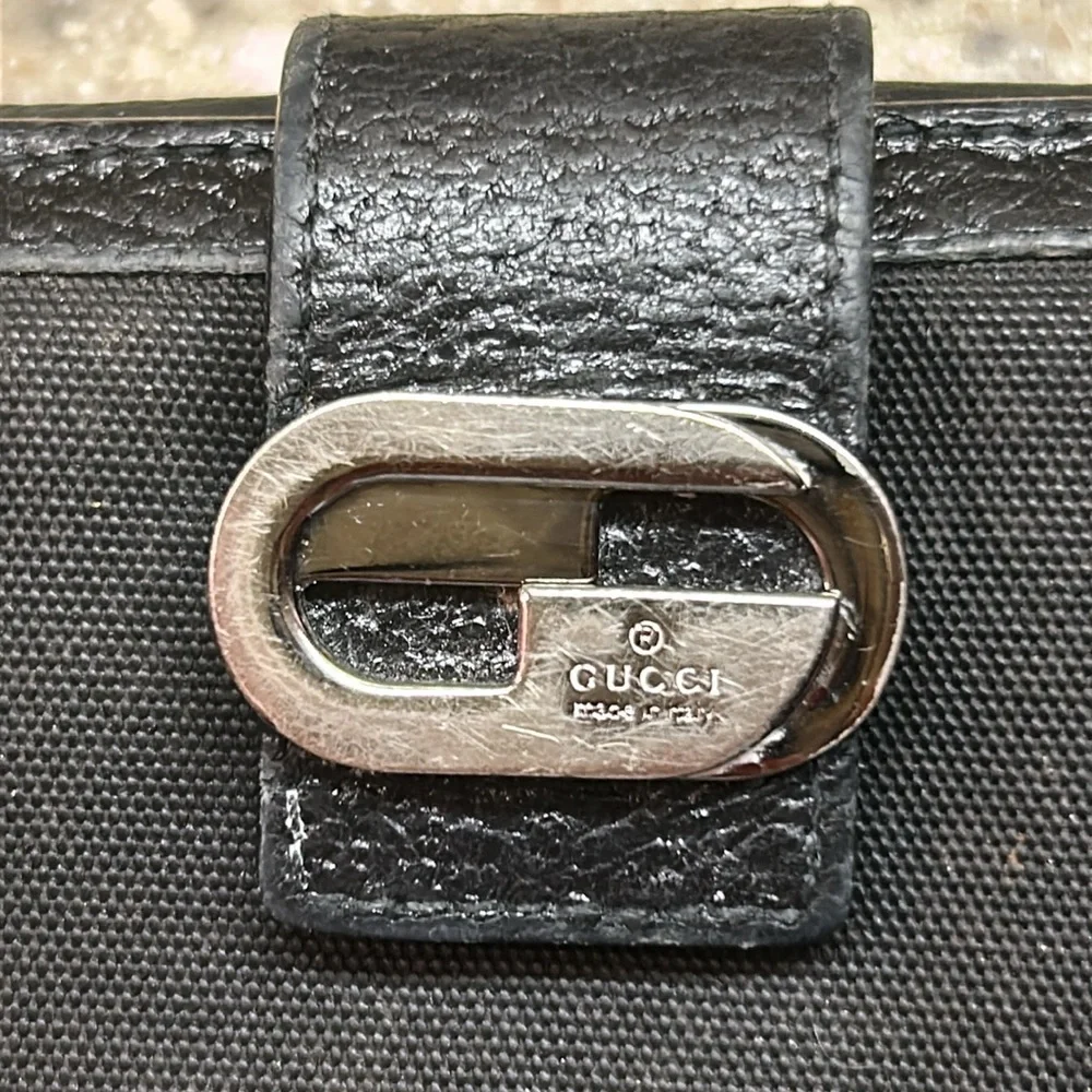 GUCCI Authentic black long wallet